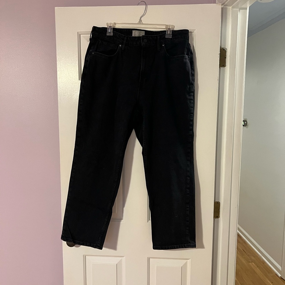 Everlane curvy cheeky black denim jeans